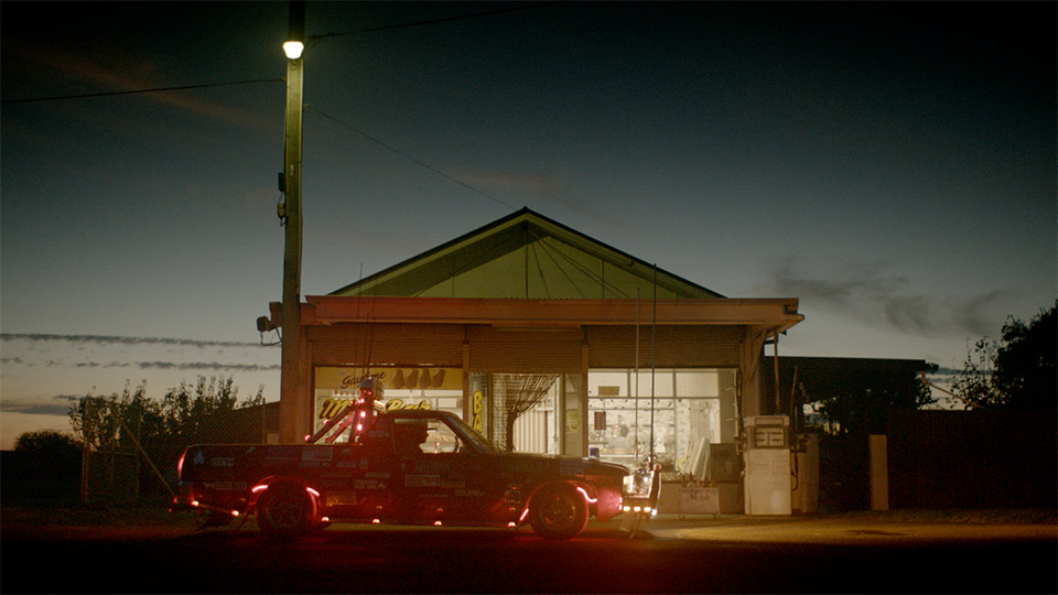 carsales_brand_TVC_stills_02